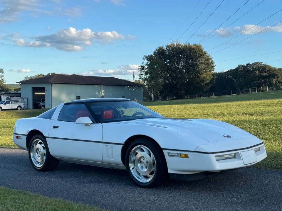 1987 Chevrolet Corvette C4 - Image 7 of 21