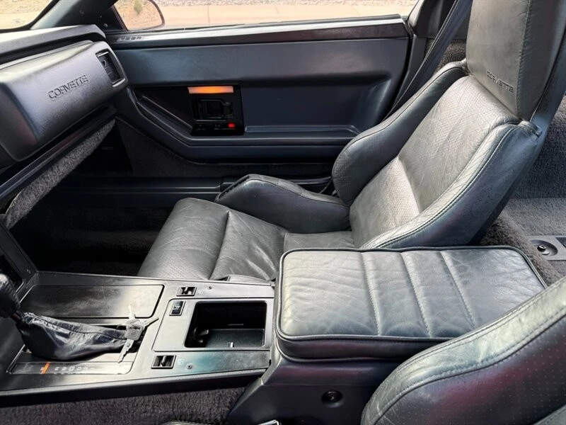 1987 Chevrolet Corvette C4 - Image 20 of 21