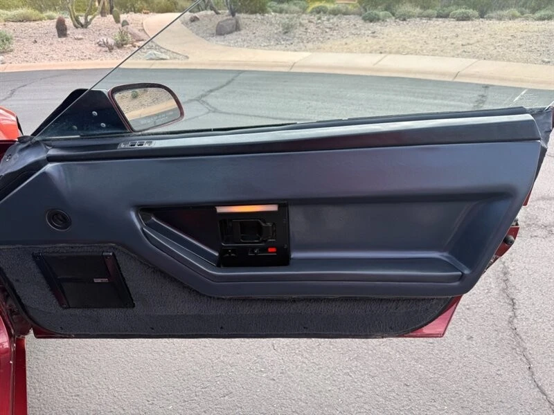 1987 Chevrolet Corvette C4 - Image 19 of 21