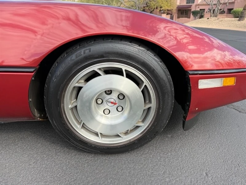 1987 Chevrolet Corvette C4 - Image 16 of 21