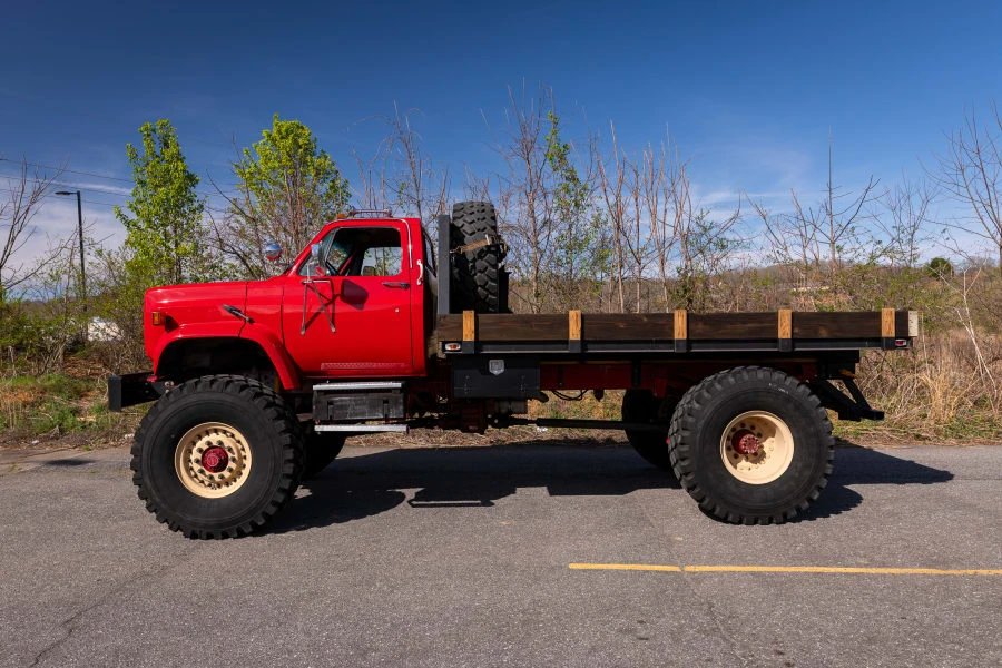 1987 Chevrolet Kodiak - Image 2 of 27