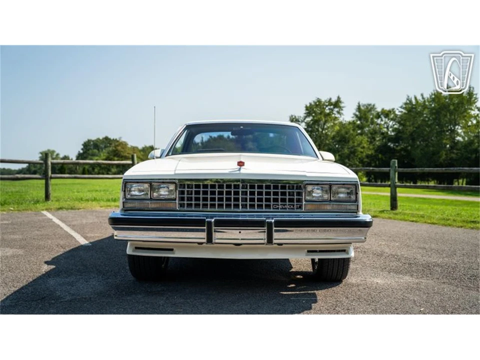 1987 Chevrolet El Camino 5th Gen - Image 3 of 31