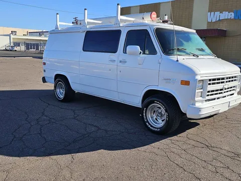 1987 Chevrolet G-20 · Van