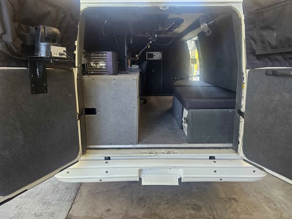 1987 Chevrolet G-Series Van - Image 19 of 20