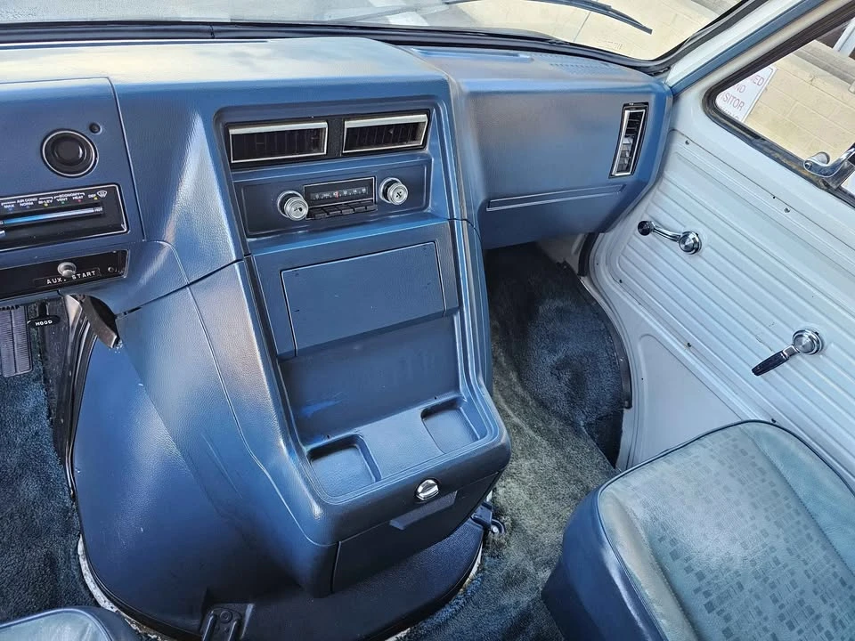 1987 Chevrolet G-Series Van - Image 9 of 20