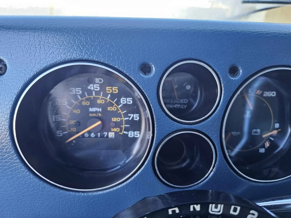 1987 Chevrolet G-Series Van - Image 7 of 20