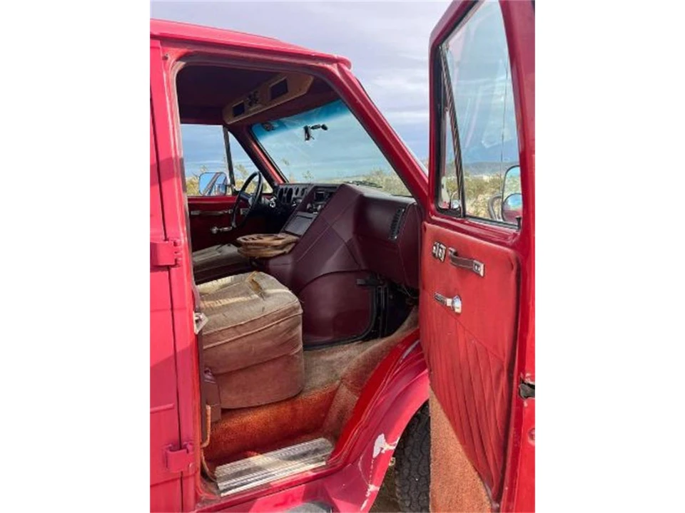 1987 Chevrolet G-Series Van - Image 9 of 12
