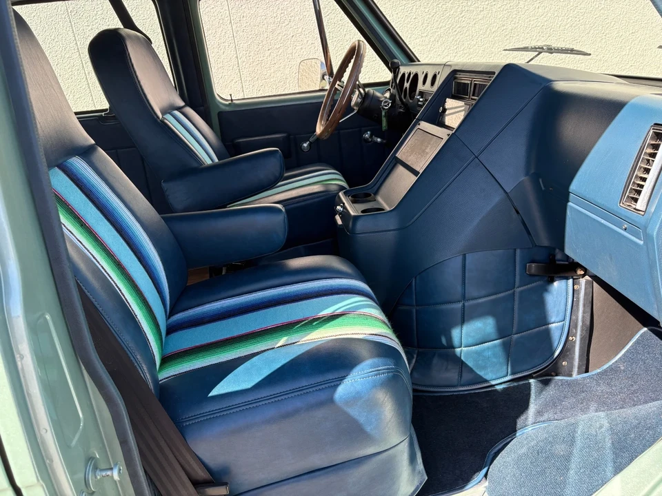 1987 Chevrolet G-Series Van - Image 21 of 21