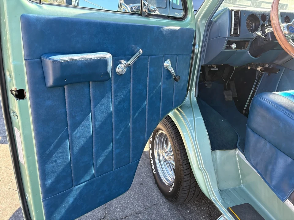 1987 Chevrolet G-Series Van - Image 19 of 21