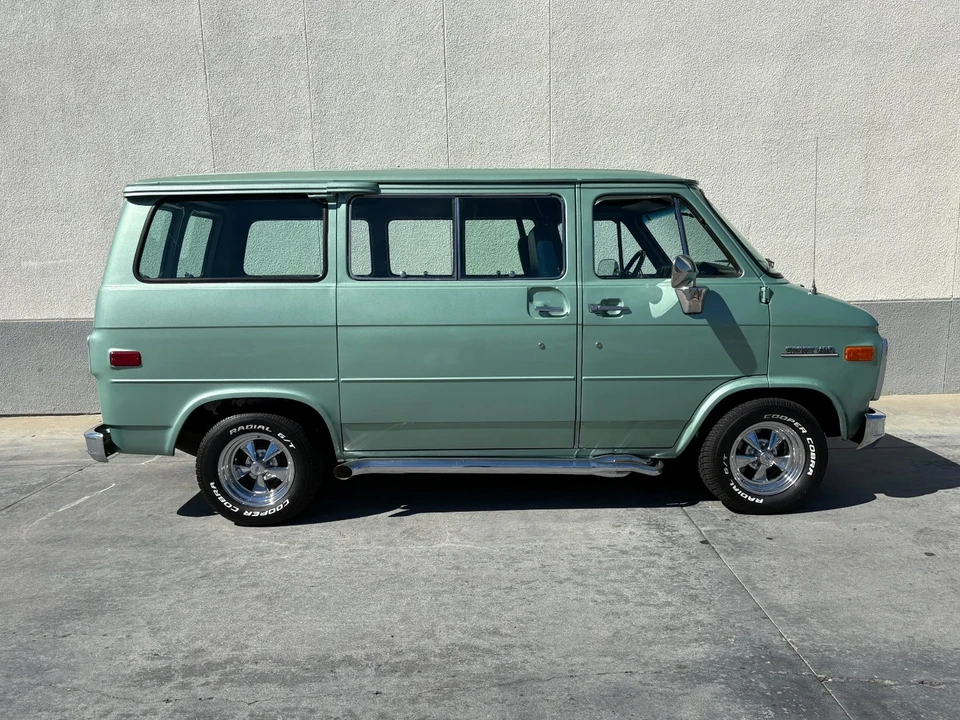 1987 Chevrolet G-Series Van - Image 5 of 21