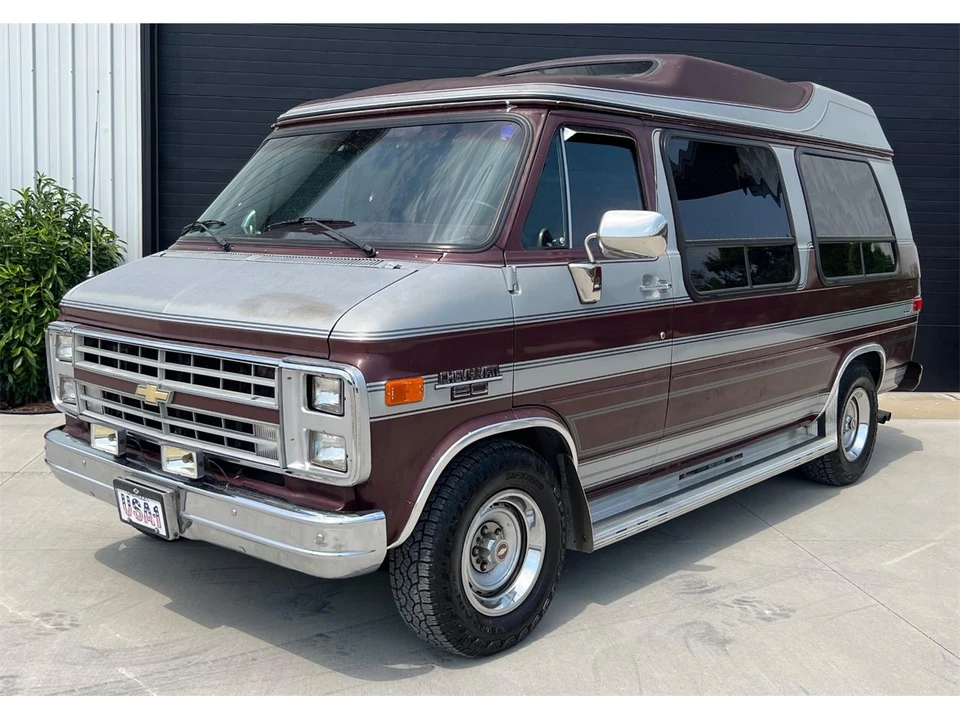 1987 Chevrolet G-Series Van - Image 3 of 31