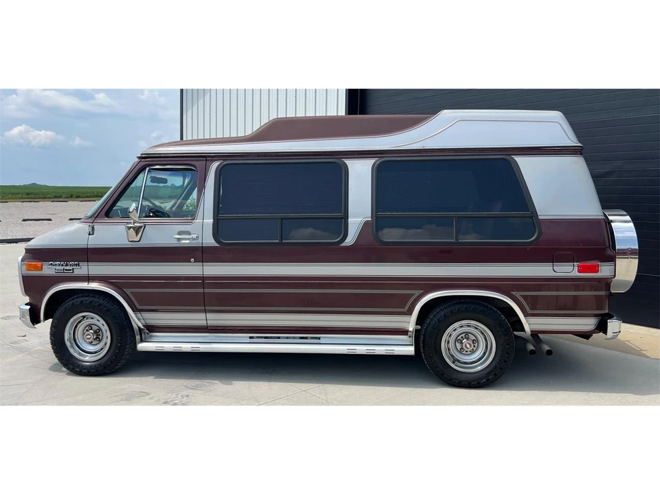 1987 Chevrolet G-Series Van - Image 4 of 31