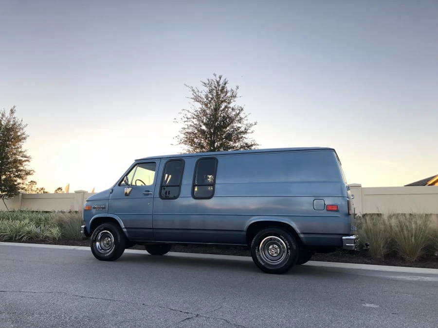 1987 Chevrolet G-Series Van - Image 2 of 11