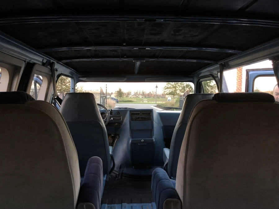 1987 Chevrolet G-Series Van - Image 10 of 11