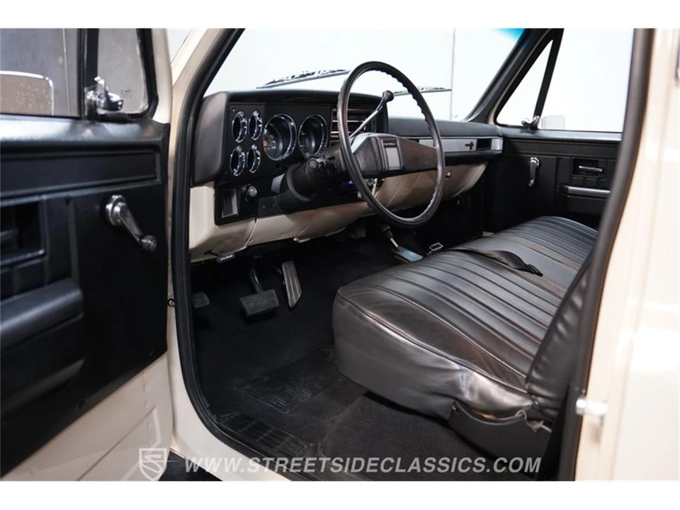 1987 Chevrolet C/K 3rd Gen - Image 4 of 31