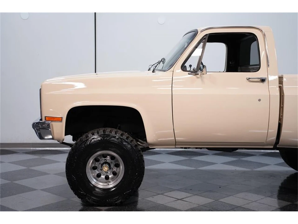 1987 Chevrolet C/K 3rd Gen - Image 19 of 31