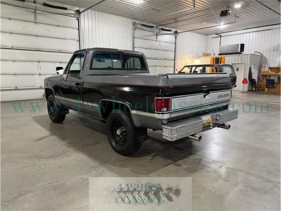 1987 Chevrolet C/K 3rd Gen - Image 3 of 31