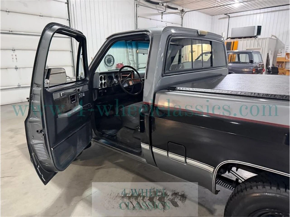 1987 Chevrolet C/K 3rd Gen - Image 28 of 31
