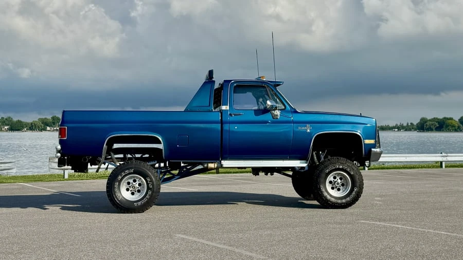 1987 Chevrolet C/K 3rd Gen - Image 2 of 20