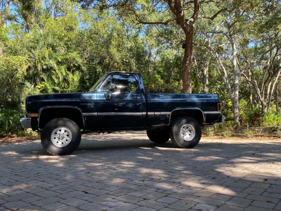 1987 Chevrolet C/K 3rd Gen - Image 2 of 11