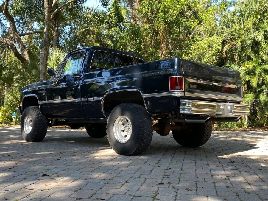 1987 Chevrolet C/K 3rd Gen - Image 3 of 11