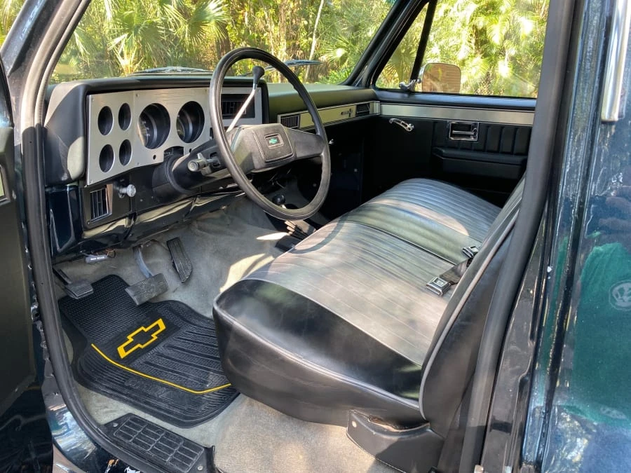 1987 Chevrolet C/K 3rd Gen - Image 4 of 11
