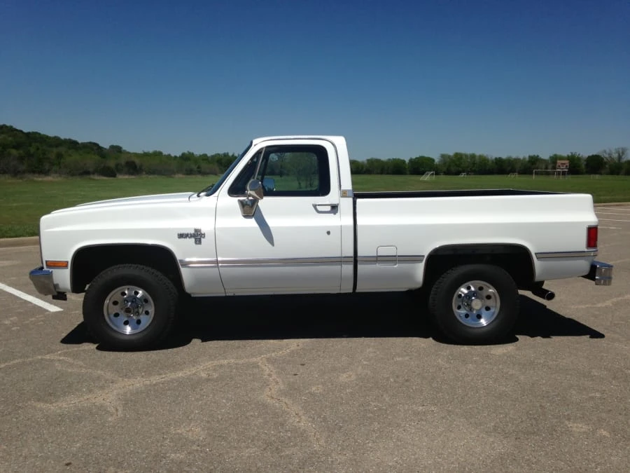 1987 Chevrolet C/K 3rd Gen - Image 2 of 11