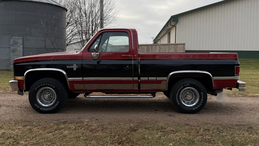 1987 Chevrolet C/K 3rd Gen - Image 2 of 24