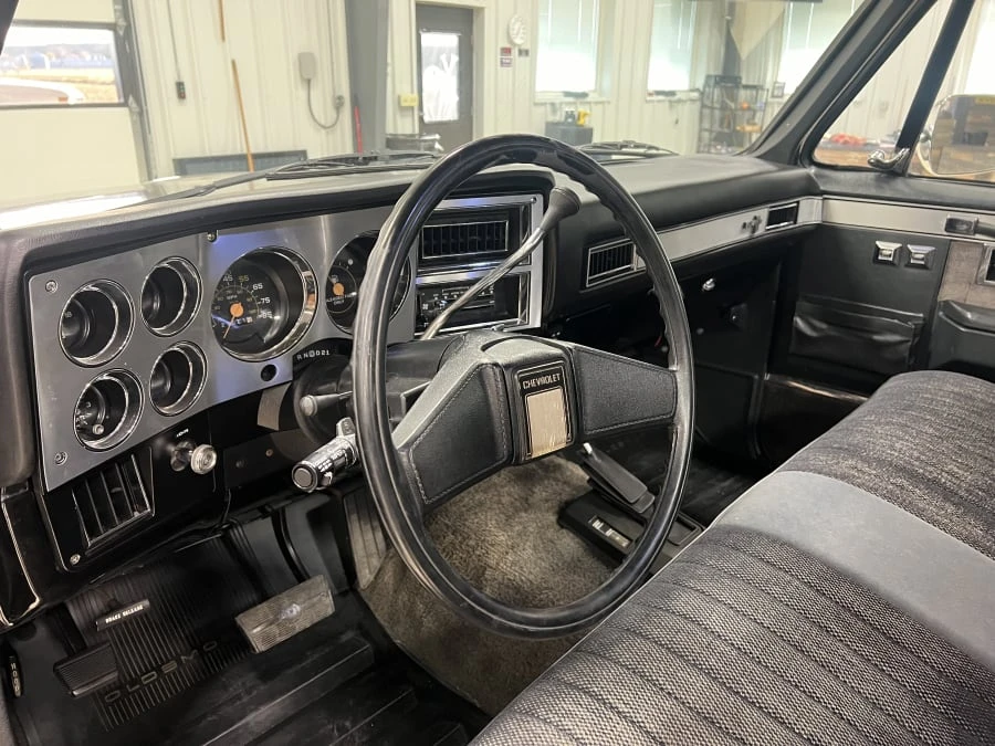 1987 Chevrolet C/K 3rd Gen - Image 7 of 11