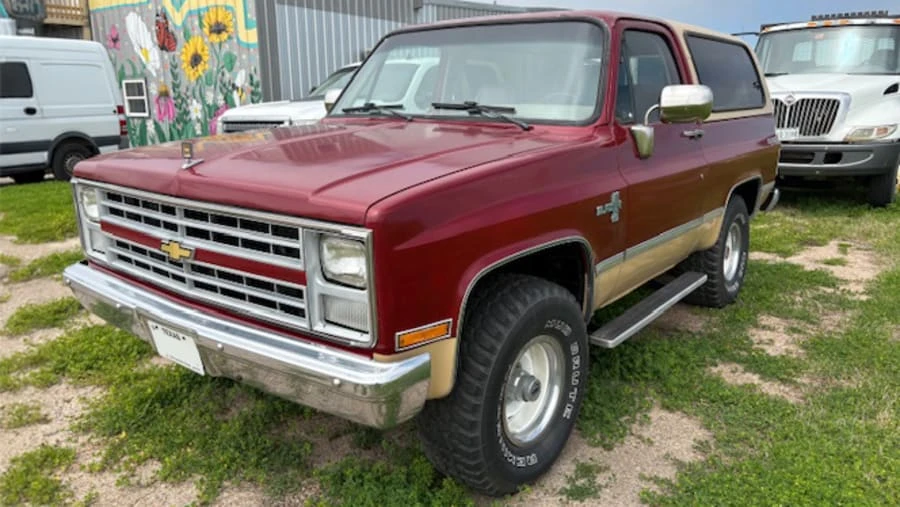 1987 Chevrolet K5 Blazer 2nd Gen - Image 5 of 6