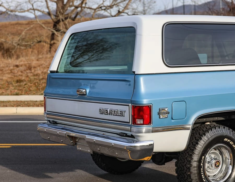 1987 Chevrolet K5 Blazer 2nd Gen - Image 19 of 31