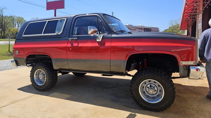 1987 Chevrolet K5 Blazer 2nd Gen - Image 4 of 10