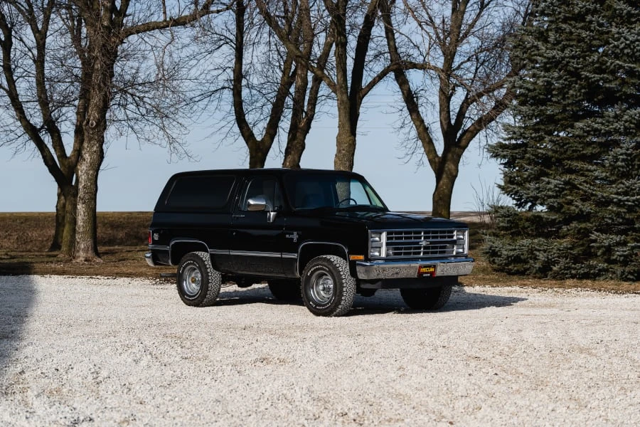 1987 Chevrolet K5 Blazer 2nd Gen - Image 18 of 31