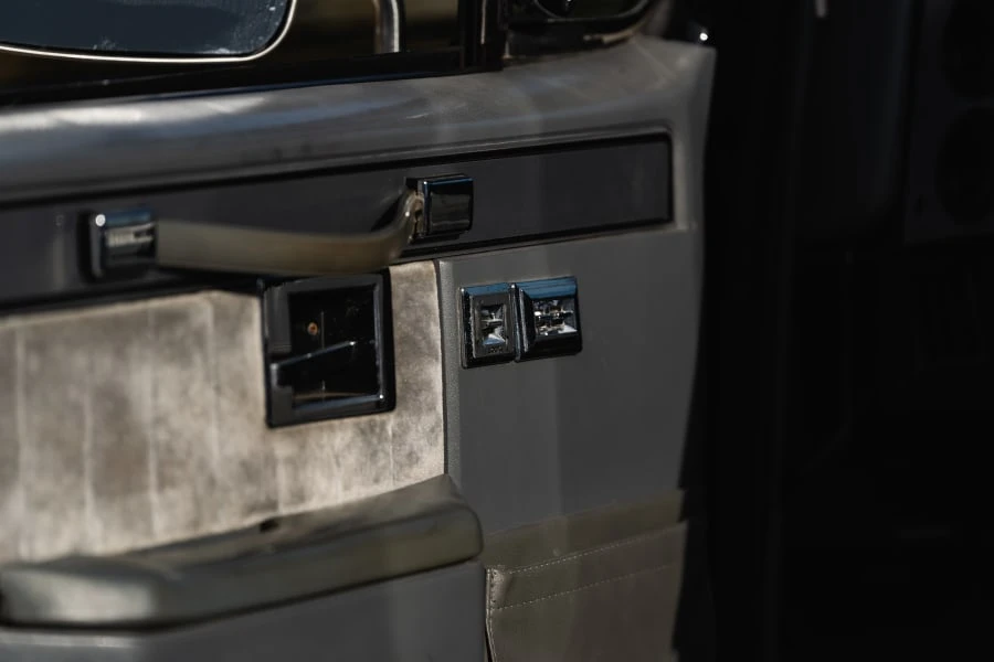 1987 Chevrolet K5 Blazer 2nd Gen - Image 28 of 31