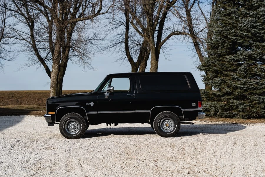 1987 Chevrolet K5 Blazer 2nd Gen - Image 12 of 31