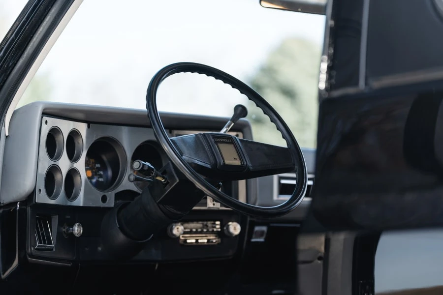 1987 Chevrolet K5 Blazer 2nd Gen - Image 31 of 31