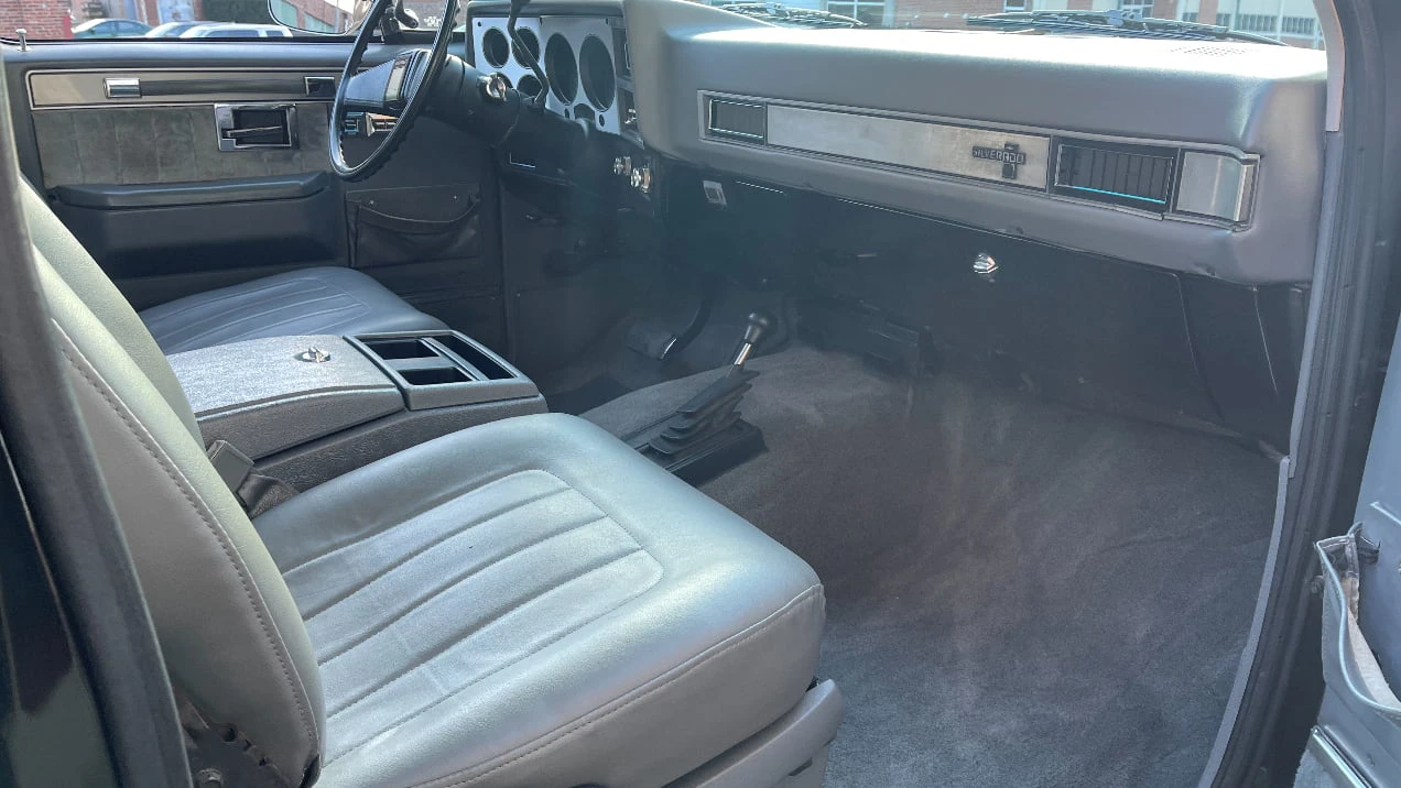 1987 Chevrolet K5 Blazer 2nd Gen - Image 4 of 6