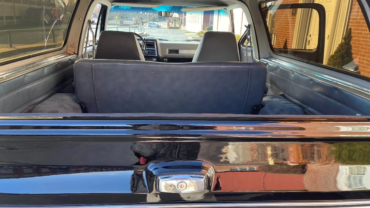 1987 Chevrolet K5 Blazer 2nd Gen - Image 5 of 6