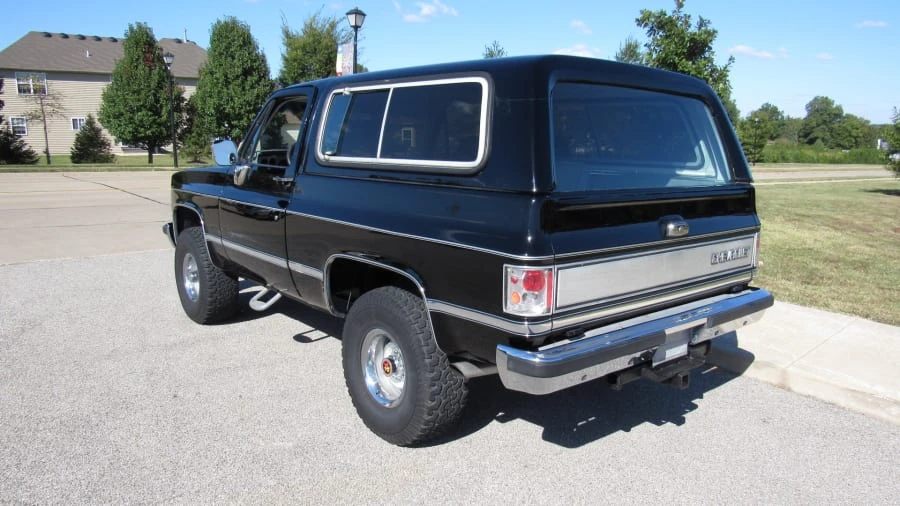 1987 Chevrolet K5 Blazer 2nd Gen - Image 3 of 7