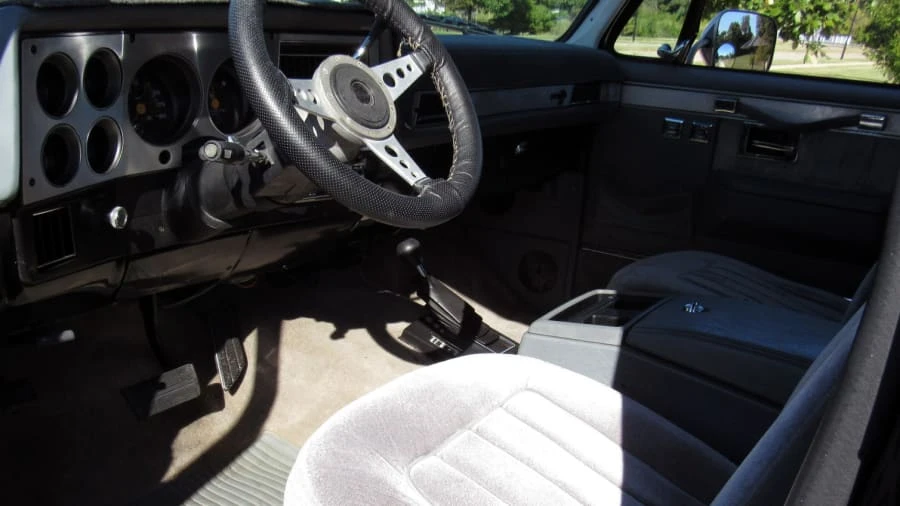 1987 Chevrolet K5 Blazer 2nd Gen - Image 4 of 7