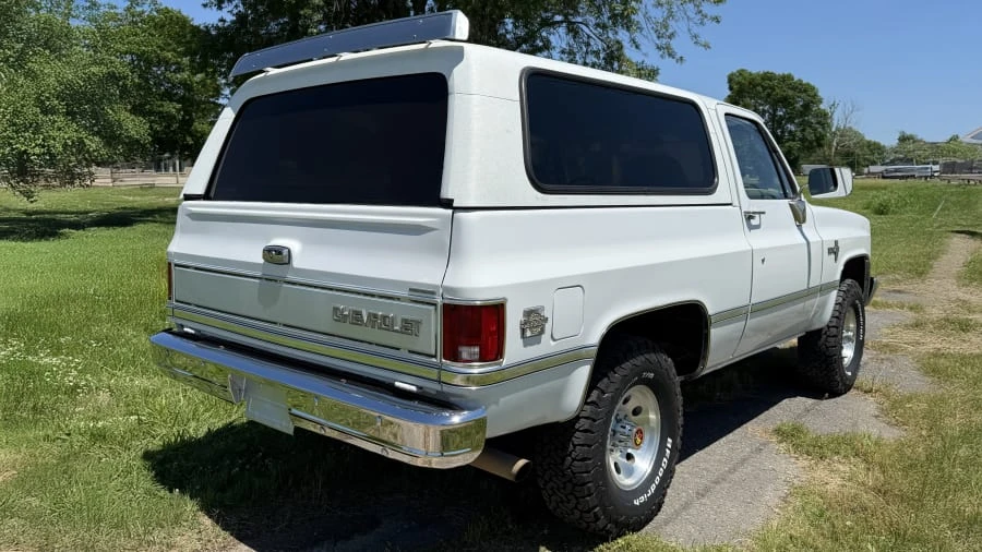 1987 Chevrolet K5 Blazer 2nd Gen - Image 3 of 12