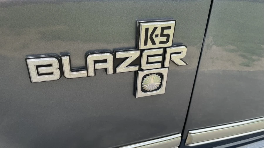 1987 Chevrolet K5 Blazer 2nd Gen - Image 10 of 21
