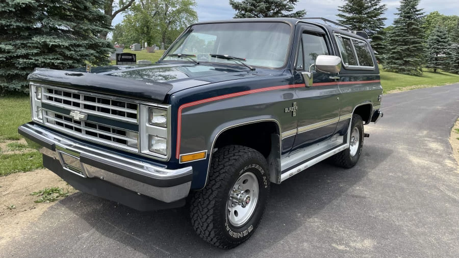 1987 Chevrolet K5 Blazer 2nd Gen - Image 17 of 21