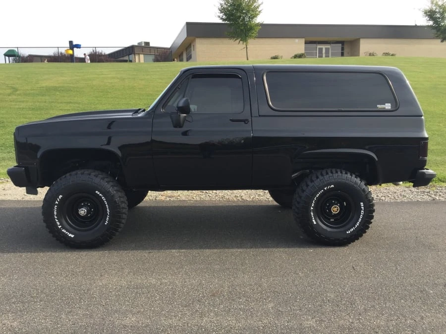 1987 Chevrolet K5 Blazer 2nd Gen - Image 2 of 8