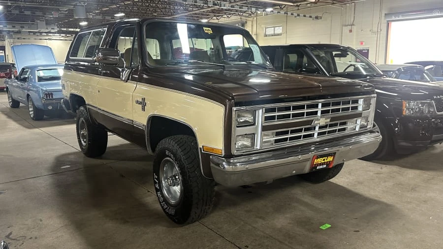 1987 Chevrolet K5 Blazer 2nd Gen - Image 3 of 6