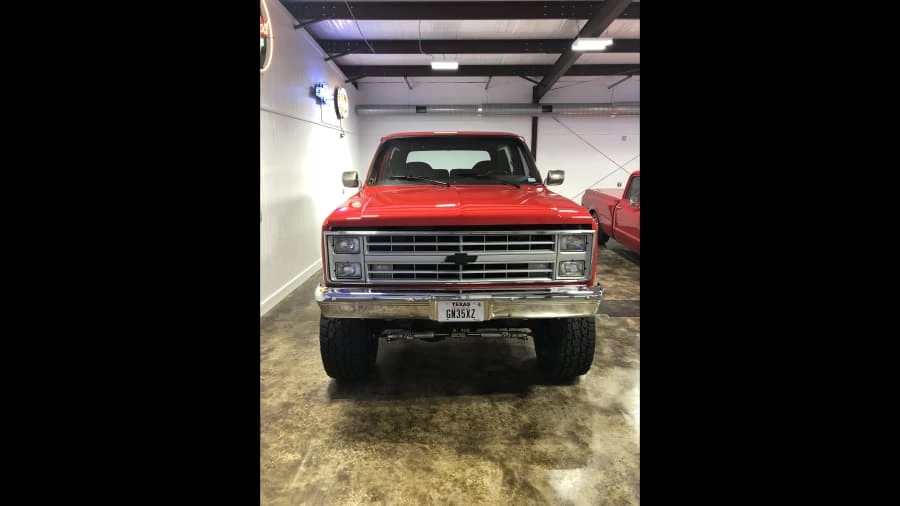 1987 Chevrolet K5 Blazer 2nd Gen - Image 8 of 9
