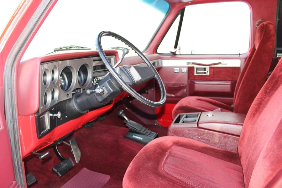 1987 Chevrolet K5 Blazer 2nd Gen - Image 4 of 9