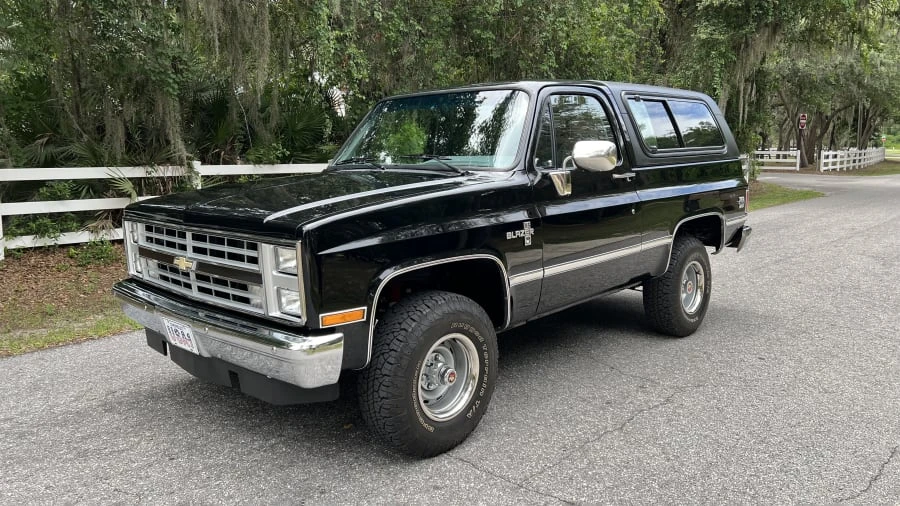 1987 Chevrolet K5 Blazer 2nd Gen - Image 6 of 6