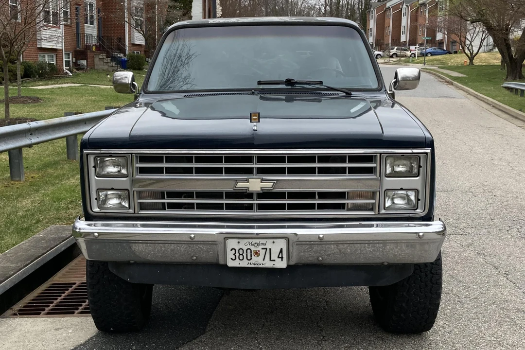1987 Chevrolet K5 Blazer 2nd Gen - Image 2 of 31