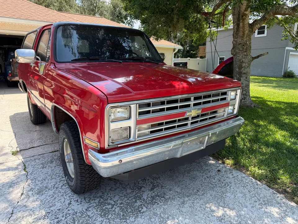 1987 Chevrolet K5 Blazer 2nd Gen - Image 10 of 31